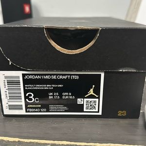 Jordan Mid 1 SE Craft